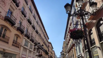 Piso en alquiler en Calle de la Manifestación, Casco Antiguo (Zaragoza Capital) de 1.600 €<span>/mes</span>