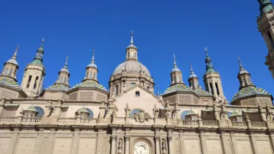 Piso en alquiler en Calle de la Manifestación, Casco Antiguo (Zaragoza Capital) de 1.600 €<span>/mes</span>