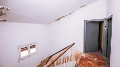 Casa en venta en Calle Duque de Bivona, Ayerbe de 101.000 €