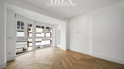 Apartment on Calle de Casado del Alisal photo 18
