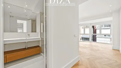 Apartment on Calle de Casado del Alisal photo 22