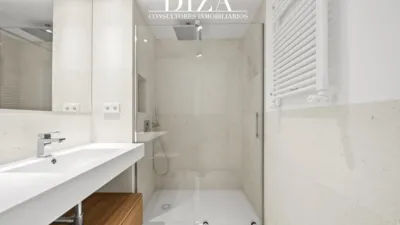 Apartment on Calle de Casado del Alisal photo 31