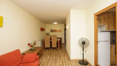 Piso en alquiler en Carrer d'Andalusia, Fontajau-Domeny-Taialà (Girona Capital) de 1.500 €<span>/mes</span>