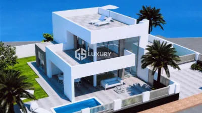 Chalet en venta en Calle Minerva, Costa del Silencio-Las Galletas (Arona) de 580.000 €