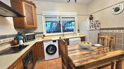 Chalet in Los Gallos photo 12