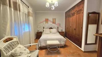 Chalet in Los Gallos photo 14