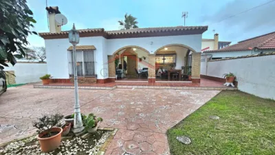 Chalet in Los Gallos photo 2