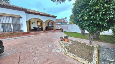 Chalet in Los Gallos photo 3