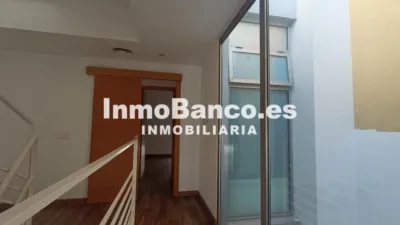 Chalet en alquiler en Carrer Azalees, La Pobla de Vallbona de 1.900 €<span>/mes</span>