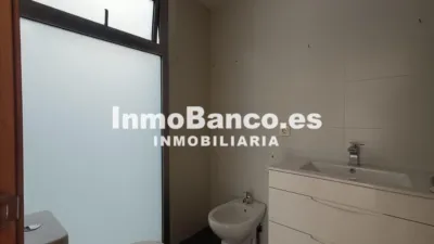 Chalet en alquiler en Carrer Azalees, La Pobla de Vallbona de 1.900 €<span>/mes</span>