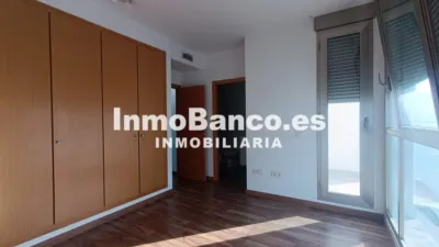 Chalet en alquiler en Carrer Azalees, La Pobla de Vallbona de 1.900 €<span>/mes</span>