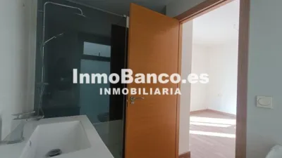 Chalet en alquiler en Carrer Azalees, La Pobla de Vallbona de 1.900 €<span>/mes</span>