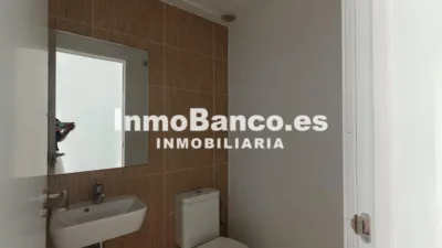 Chalet en alquiler en Carrer Azalees, La Pobla de Vallbona de 1.900 €<span>/mes</span>