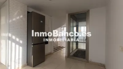 Chalet en alquiler en Carrer Azalees, La Pobla de Vallbona de 1.900 €<span>/mes</span>
