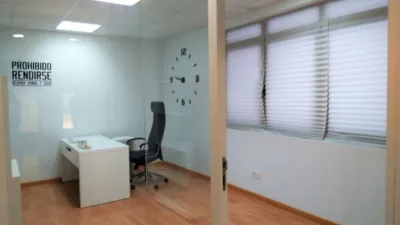 Oficina en alquiler en Calle de Posse, 25 - Més