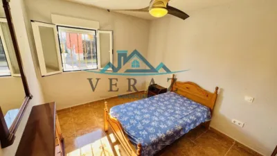 Chalet en venta en Calle de la Espiga, Alberche del Caudillo (Calera y Chozas) de 109.900 €