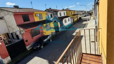 Chalet en venta en Calle de la Espiga, Alberche del Caudillo (Calera y Chozas) de 109.900 €