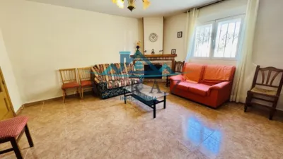 Chalet en venta en Calle de la Espiga, Alberche del Caudillo (Calera y Chozas) de 109.900 €