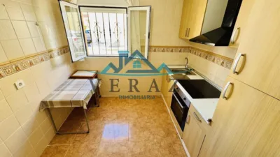 Chalet en venta en Calle de la Espiga, Alberche del Caudillo (Calera y Chozas) de 109.900 €