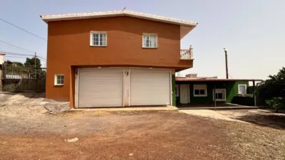 Casa en venta en Calle Doctor Caldera, 22, La Esperanza (El Rosario) de 485.000 €