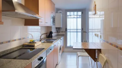 Piso en alquiler en Calle del Monasterio de San Juan de la Peña, Cuarte de Huerva de 1.440 €<span>/mes</span>