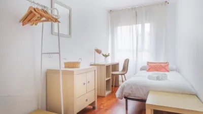 Piso en alquiler en Calle del Monasterio de San Juan de la Peña, Cuarte de Huerva de 1.440 €<span>/mes</span>