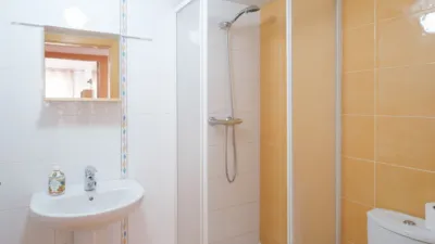 Piso en alquiler en Calle del Monasterio de San Juan de la Peña, Cuarte de Huerva de 1.440 €<span>/mes</span>