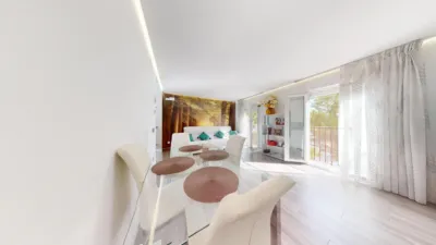 Piso en venta en Calle de la Lagartera, cerca de Calle de Mejorana, Entrevías (Distrito Puente de Vallecas. Madrid Capital) de 380.000 €