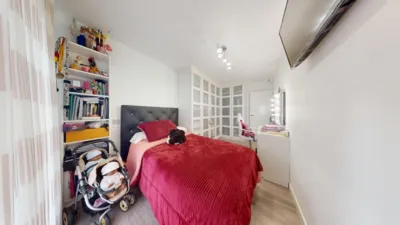 Piso en venta en Calle de la Lagartera, cerca de Calle de Mejorana, Entrevías (Distrito Puente de Vallecas. Madrid Capital) de 380.000 €