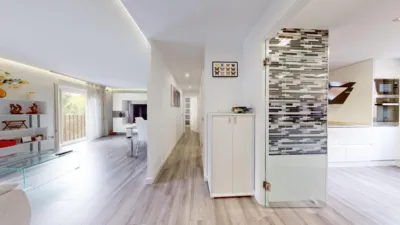 Piso en venta en Calle de la Lagartera, cerca de Calle de Mejorana, Entrevías (Distrito Puente de Vallecas. Madrid Capital) de 380.000 €
