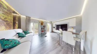 Piso en venta en Calle de la Lagartera, cerca de Calle de Mejorana, Entrevías (Distrito Puente de Vallecas. Madrid Capital) de 380.000 €