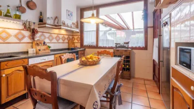 Chalet en venta en Eguzkimendi Auzunea, Bidebieta (San Sebastián - Donostia) de 1.095.000 €