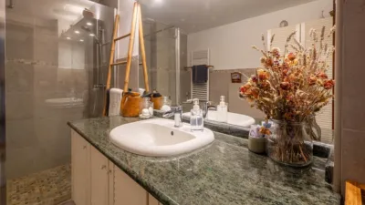Chalet en venta en Eguzkimendi Auzunea, Bidebieta (San Sebastián - Donostia) de 1.095.000 €