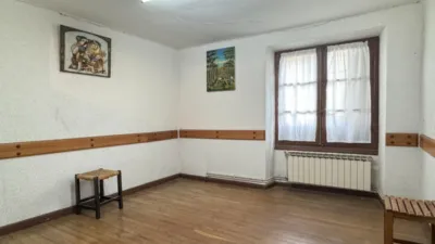 Chalet en venta en Calle de Santa Bárbara, Zegama de 270.000 €