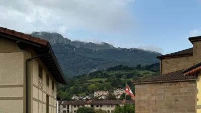 Chalet en venta en Calle de Santa Bárbara, Zegama de 270.000 €