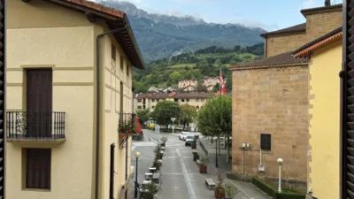 Chalet en venta en Calle de Santa Bárbara, Zegama de 270.000 €