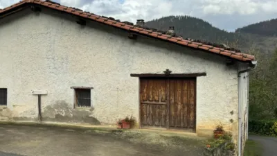Rustic farm on Barrio Zulaaldea Street photo 24