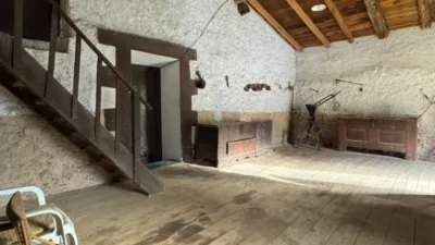 Rustic farm on Barrio Zulaaldea Street photo 8