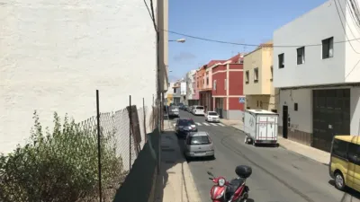 Terreno en venta en Calle de Simón Cananeo, 68, Tamaraceite-San Lorenzo-Casa Ayala (Las Palmas de Gran Canaria) de 109.920 €