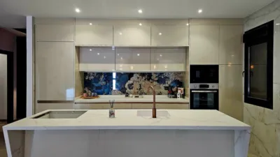 Chalet en venta en Calle Rojales - Vista 3