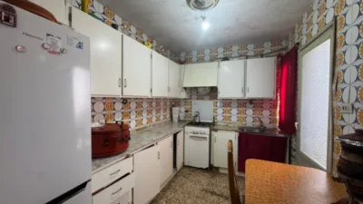 Pis – Almoradí, Centro - Més