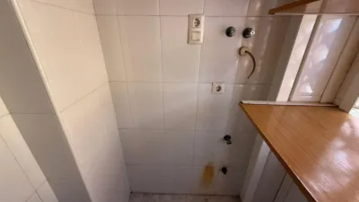 Apartamento en Avda Doctor Marañon photo 26