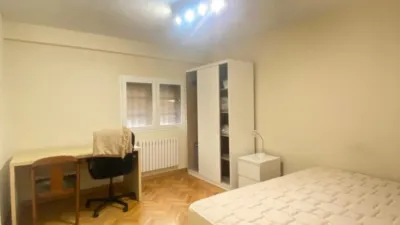 Piso en alquiler en Calle del Taray, Plaza Mayor-San Agustín (Segovia Capital) de 1.600 €<span>/mes</span>