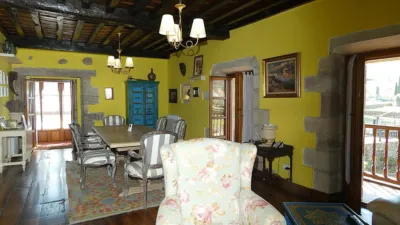 Chalet in Monasterio photo 15