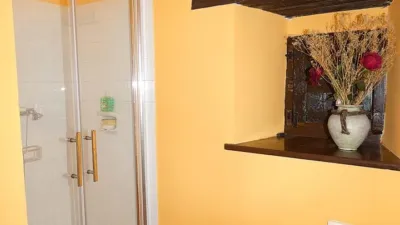 Chalet in Monasterio photo 8