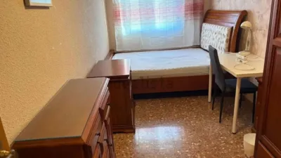 Apartment on Calle de Hernán Cortés photo 9