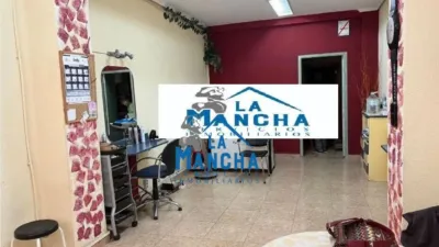 Local comercial en venta en Calle de Antonio Machado, cerca de Calle de Francisco Pizarro - Vista 2