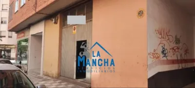 Local comercial en venta en Calle Granada, cerca de Calle Santiago - Vista 5
