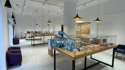 Local comercial en venta en Avenida de Ramón Menéndez Pidal - Vista 4