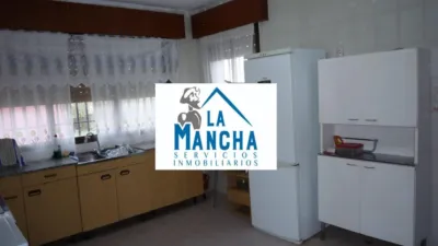 House on Glorieta de La Street photo 14